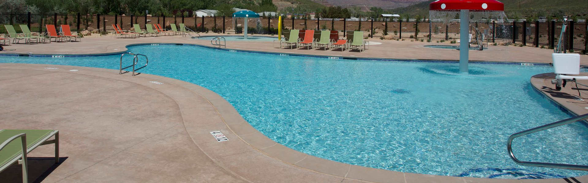 commercial swimming pool at Fairfield Inn and Suites by Marriott in Springdale Utah near Zion National Park